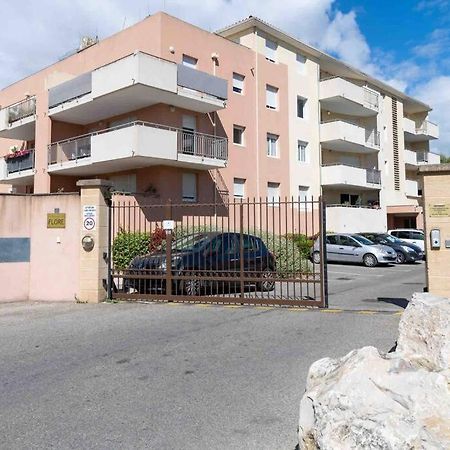 Appartement Avignon Garage-Spacieuse Terrasse ภายนอก รูปภาพ