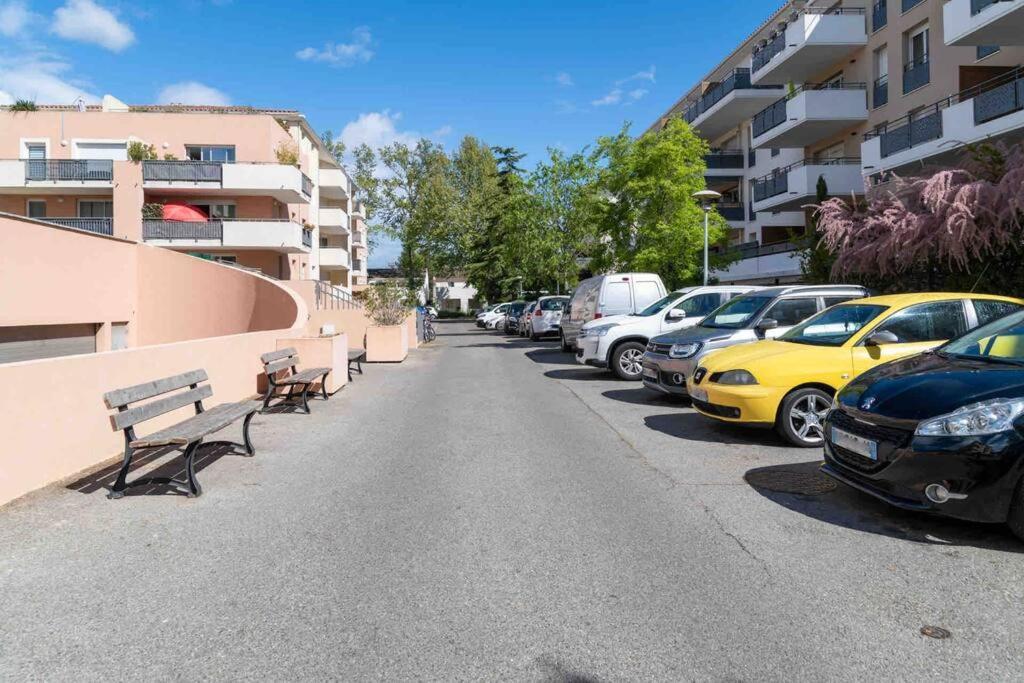 Appartement Avignon Garage-Spacieuse Terrasse ภายนอก รูปภาพ